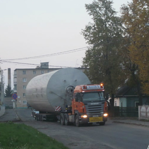 AsstrA-transportation-of-cylinder-tanks_3