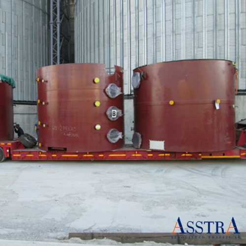 AsstrA-transportation-of-cylinder-tanks_1