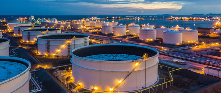 AsstrA наращивает объемы перевозок нефтехимической продукции